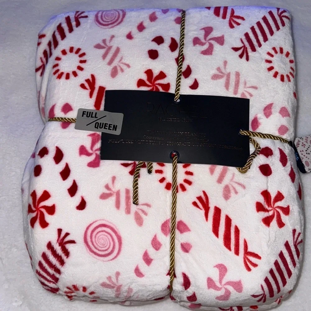 Rachel Roy full/queen Candy Cane Plush Blanket